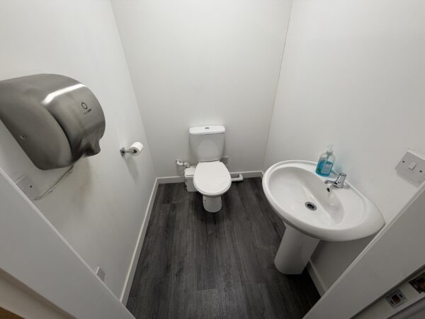 2500 sqft Unit 35C Cavendish Way