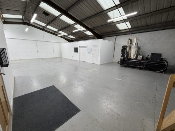 2500 sqft Unit 35C Cavendish Way