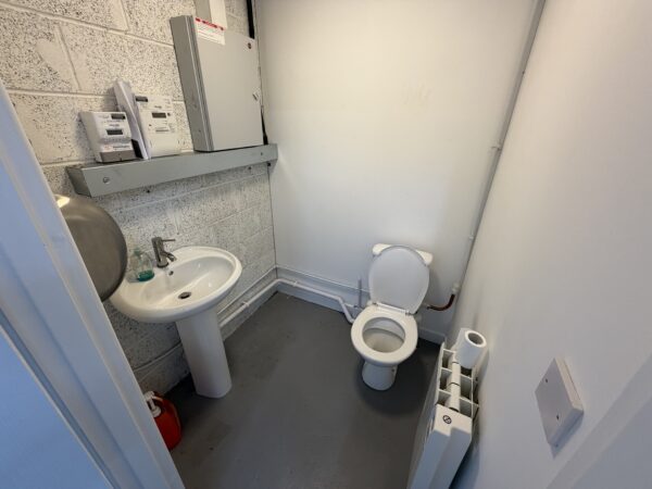 2500 sqft Unit 35C Cavendish Way
