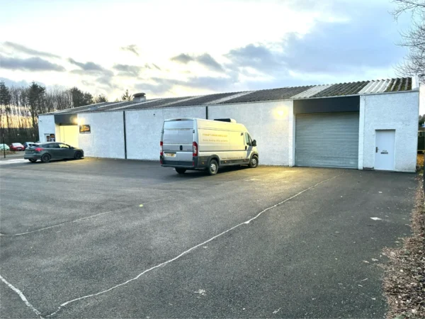 External View of a Gair properties' Industrial Unit for rent. Unit 35A Cavendish Way, in Glenrothes ky62sb