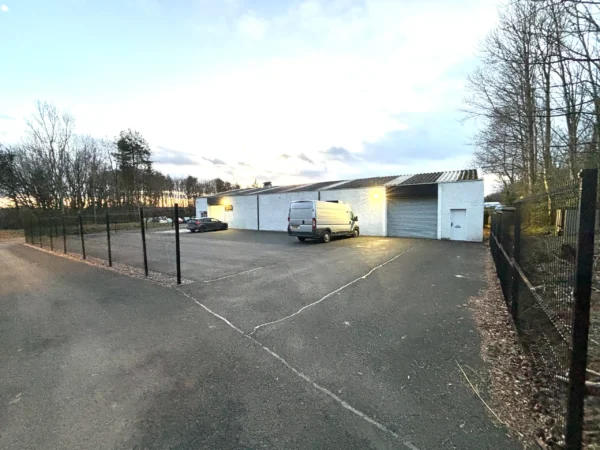 gair-properties-unit-35b-cavendish-way-glenrothes-ky62sb-external-2 External View of a Gair properties' Industrial Unit for rent. Unit 35B Cavendish Way, in Glenrothes ky62sb