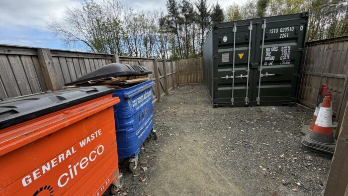 Secure Yard- (Yard 1) 540sqft. Southfield Ind Estate, Glenrothes