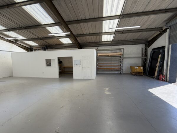 2500 sqft Unit 35C Cavendish Way