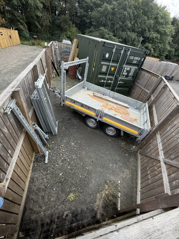 Secure Yard- (Yard 1) 540sqft. Southfield Ind Estate, Glenrothes