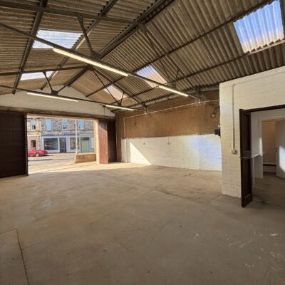 img_5290 850 sqft Workshop Unit with Secure Yard 36A Commercial Street Markinch