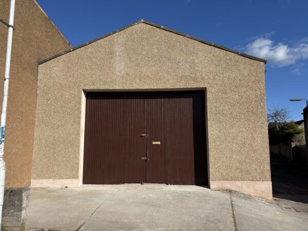 img_5301 850 sqft Workshop Unit with Secure Yard 36A Commercial Street Markinch